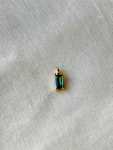 Carregar imagem no visualizador da galeria, Pingente Malta Único Verde Escuro - Ouro18k