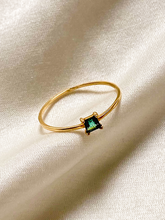 Carregar imagem no visualizador da galeria, Anel Carrê Turmalina Verde Escura - Ouro 18k