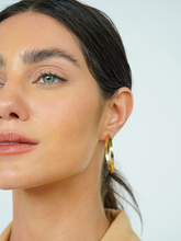 Carregar imagem no visualizador da galeria, Argola Grande Chata 3,7 cm 18k