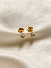 Carregar imagem no visualizador da galeria, Brinco Gota Topázio Azul - Ouro 18k