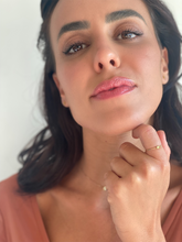 Carregar imagem no visualizador da galeria, Anel Navete Peridoto - Ouro 18k