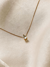 Carregar imagem no visualizador da galeria, Pingente Gota Topázio Azul - Ouro 18K