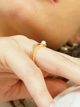 Carregar imagem no visualizador da galeria, Anel Onda - Ouro 18k
