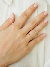 Carregar imagem no visualizador da galeria, Anel Malta Branco - Ouro18k