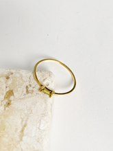 Carregar imagem no visualizador da galeria, Anel Malta Verde claro- Ouro 18k