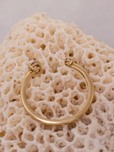 Carregar imagem no visualizador da galeria, Anel Cadaquéz -  lapidação redonda - Ouro18k