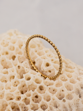 Carregar imagem no visualizador da galeria, Anel Capri Bolinhas - Ouro18k