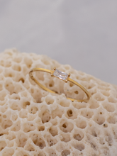 Carregar imagem no visualizador da galeria, Anel Malta Branco - Ouro18k