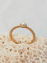 Carregar imagem no visualizador da galeria, Anel Versalhes - Ouro18k