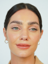 Carregar imagem no visualizador da galeria, Argola fio Quadrado Média 2,0cm 18k