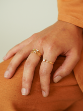 Carregar imagem no visualizador da galeria, Anel Malta Branco - Ouro18k