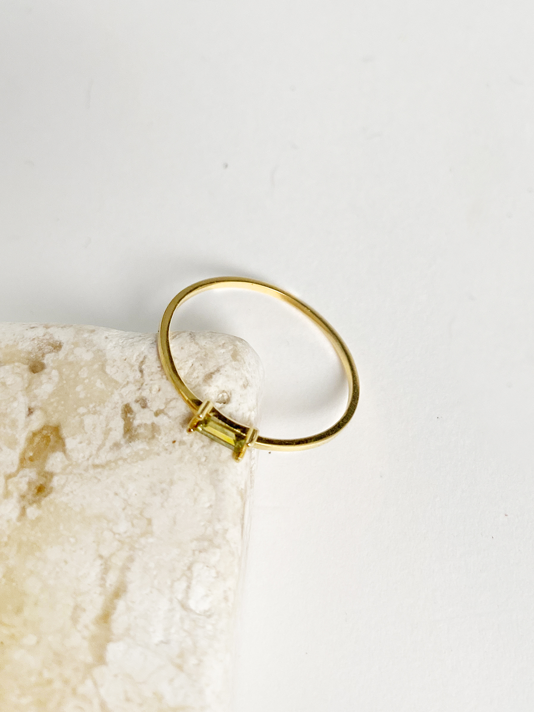 Anel Malta Verde claro- Ouro 18k