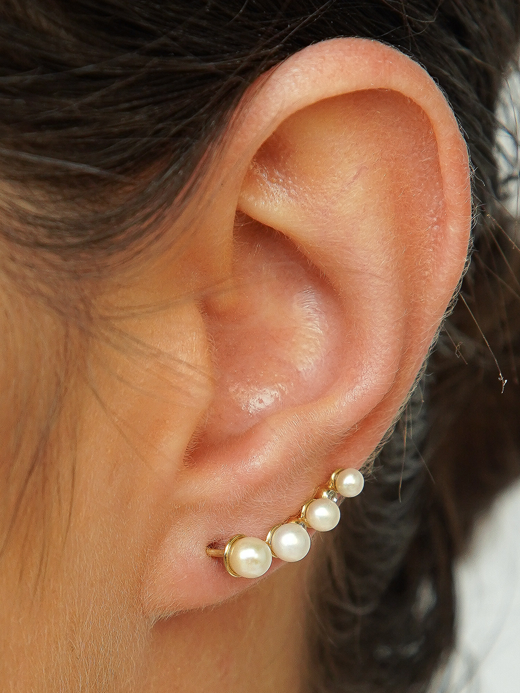 Brinco Pérolas Córsega - Ouro18k